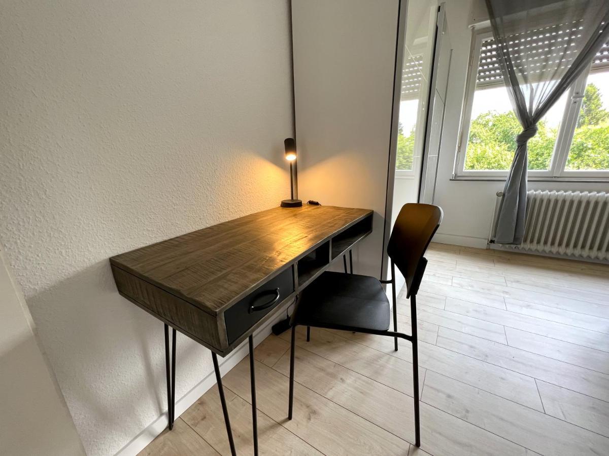 One Bed And One Sofa Bed, Self Check In, Invoice Apartment Мьонхенгладбах Екстериор снимка