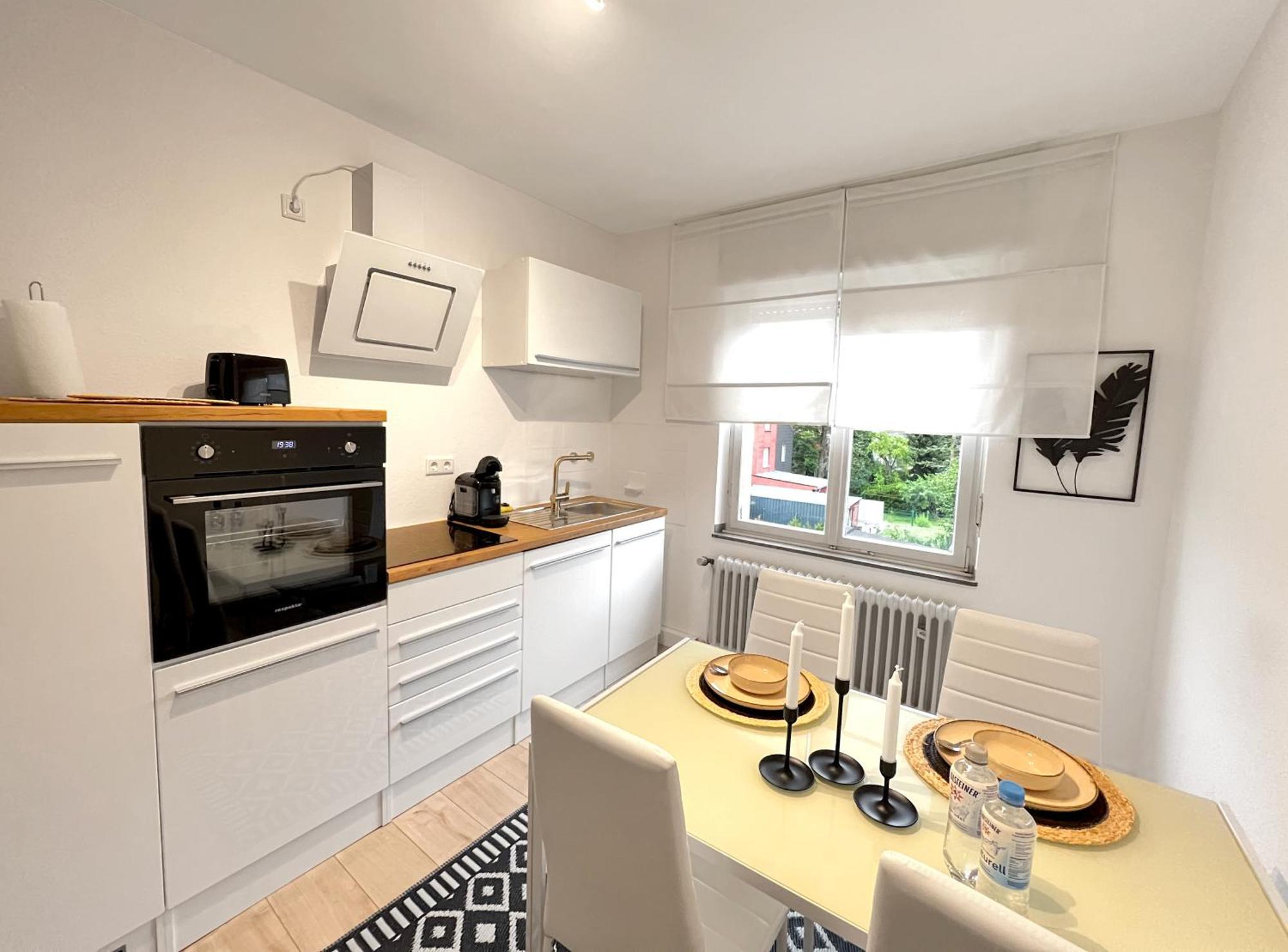 One Bed And One Sofa Bed, Self Check In, Invoice Apartment Мьонхенгладбах Екстериор снимка